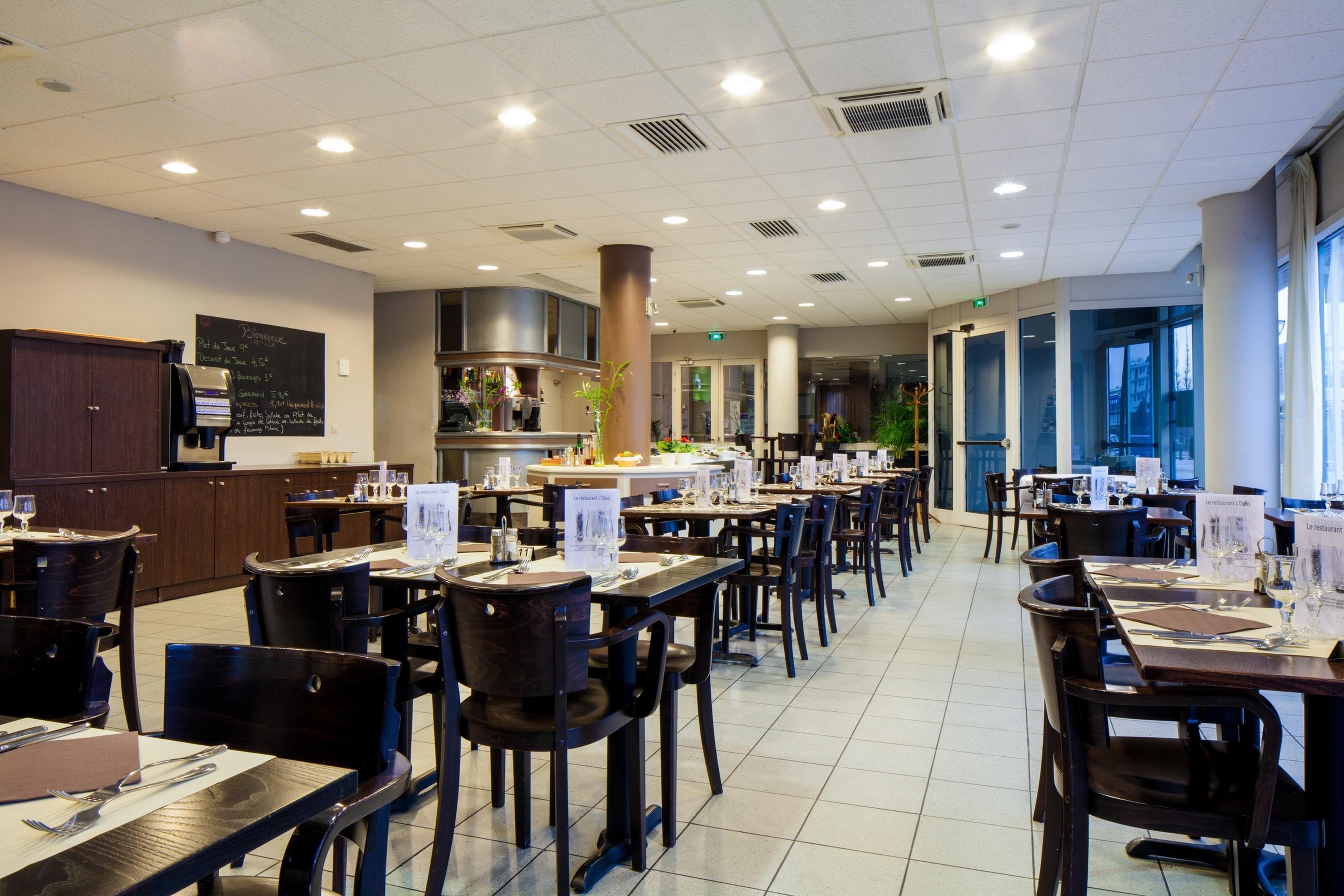 Ibis Styles Massy Opera Hotel Exterior foto